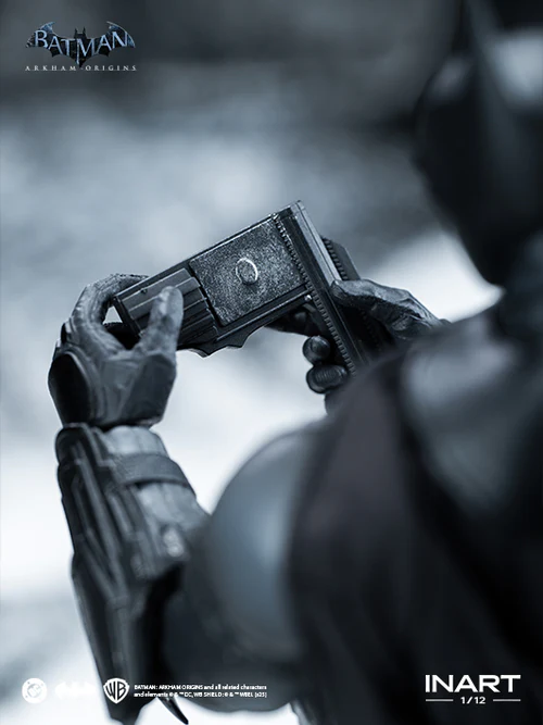 Queen Studios INART Batman: Arkham Origins - Batman 1/12 Scale Figure - Image 8