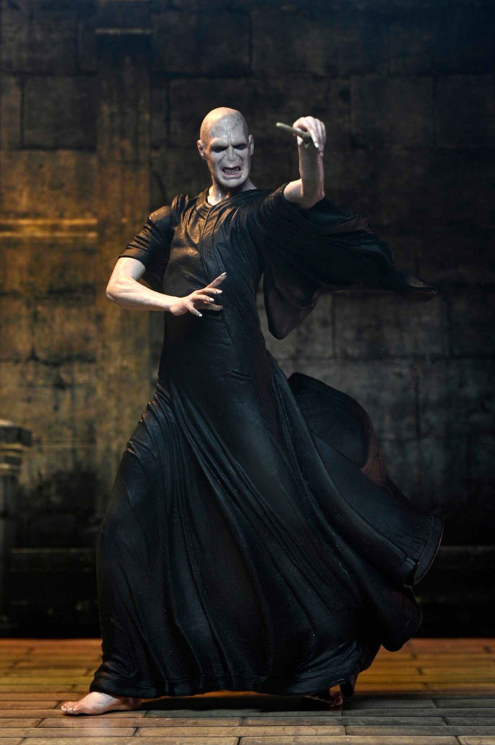 NECA Harry Potter - 7" Scale Action Figure - Legacy Collection "Voldemort"