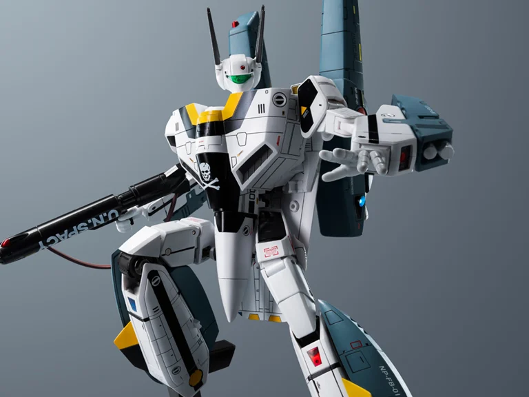 Threezero Robotech ROBO-DOU VF‐1S Super Veritech (Rick Hunter) Action Figure