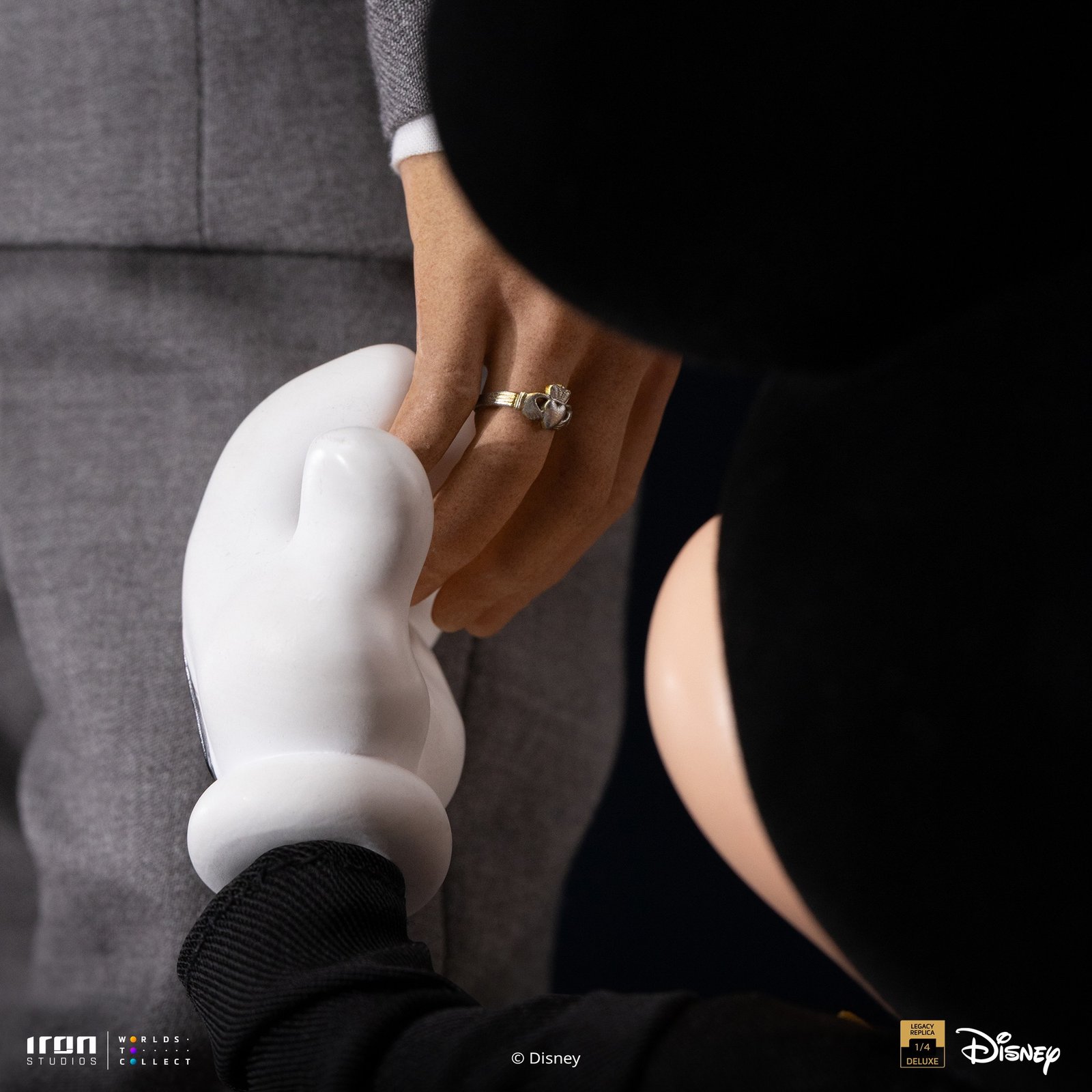 Iron Studios Walt Disney & Mickey Mouse - Disney Classics - Legacy Replica 1/4 (FREE DELIVERY Within Metro Manila) - Image 14