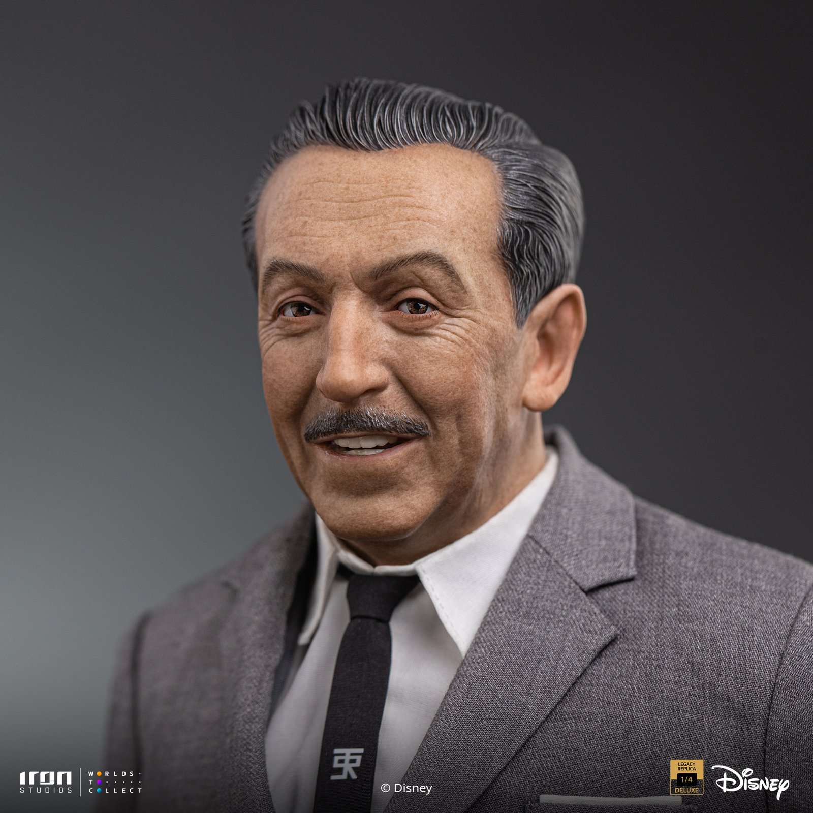 Iron Studios Walt Disney & Mickey Mouse - Disney Classics - Legacy Replica 1/4 (FREE DELIVERY Within Metro Manila) - Image 4
